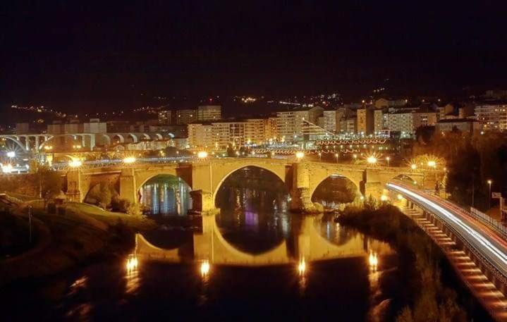 Castelodobispo - Ourense Sobrado del Obispo Dış mekan fotoğraf